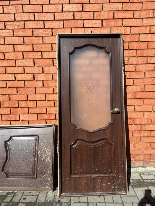 Продам двери бу за 25000