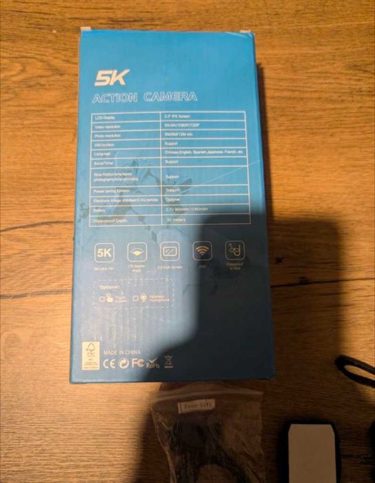 Action Camera 5k cu toate accesoriile posibile similar GoPro