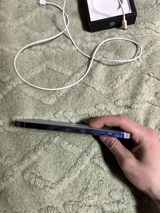 Продам iphone 13 pro max 256gb