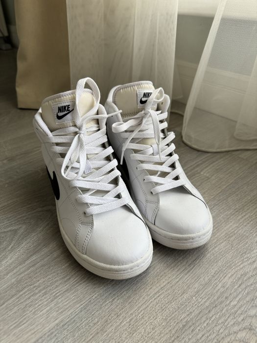 Кроссовки nike женские