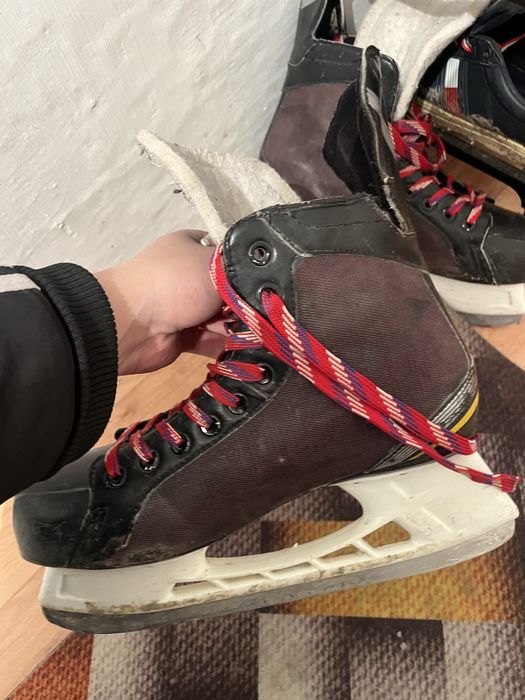 Коньки сатылады 23000