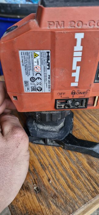Laser hilti pm 20cg