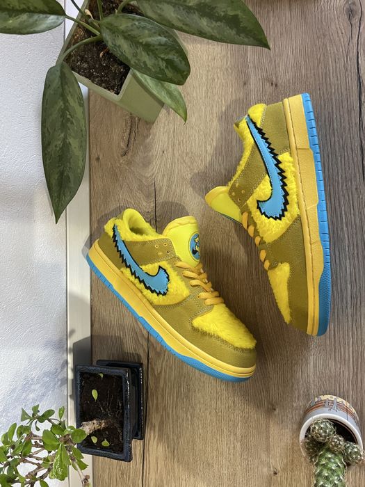 Nike SB Dunk Low Grateful Dead Bears Yellow