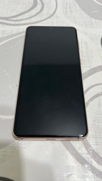 Самсунг S21 5G..