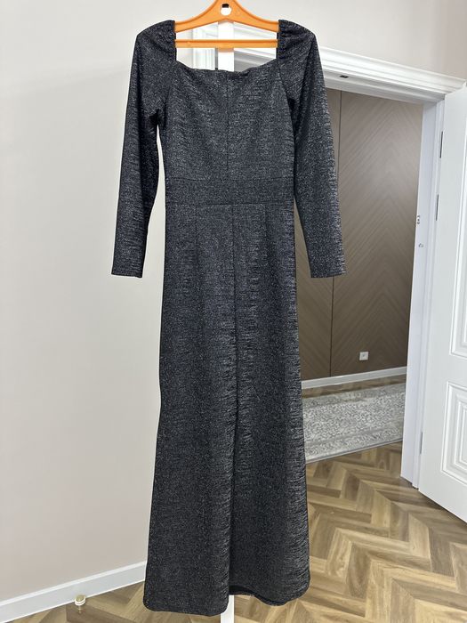 Вечерние платья,7к,не ношено