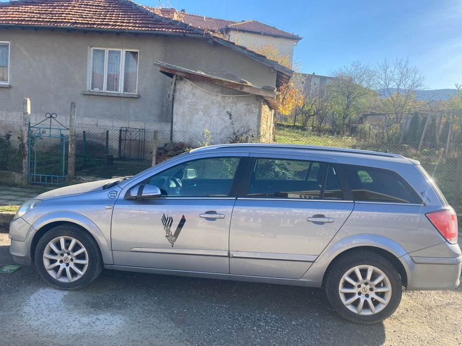 Опел астра на части