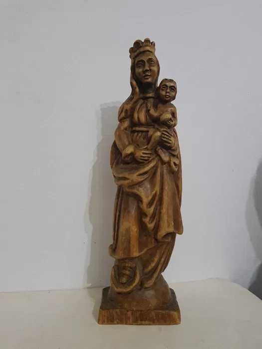 Lot vintage de 8 icoane si obiecte religioase