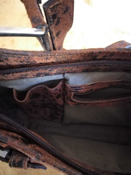 Нова Дамска чанта естествена кожа