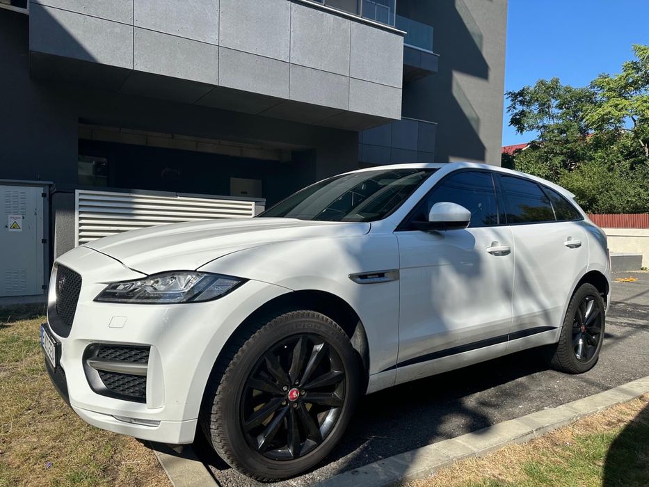 Jaguar f pace R sport