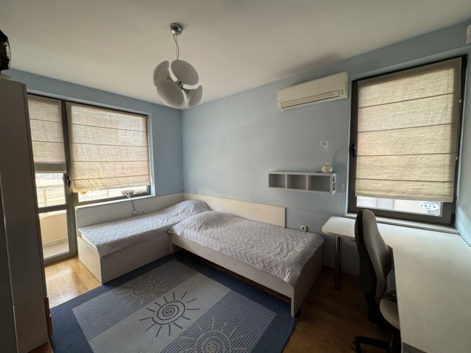 Дава се под наем Тристаен апартамент в Пловдив, Кършияка - 107 кв.м за 850 € - Снимка #6