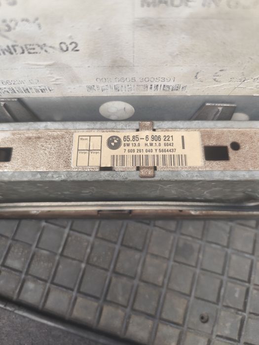 Магнитола BMW e39 оригинал штатная