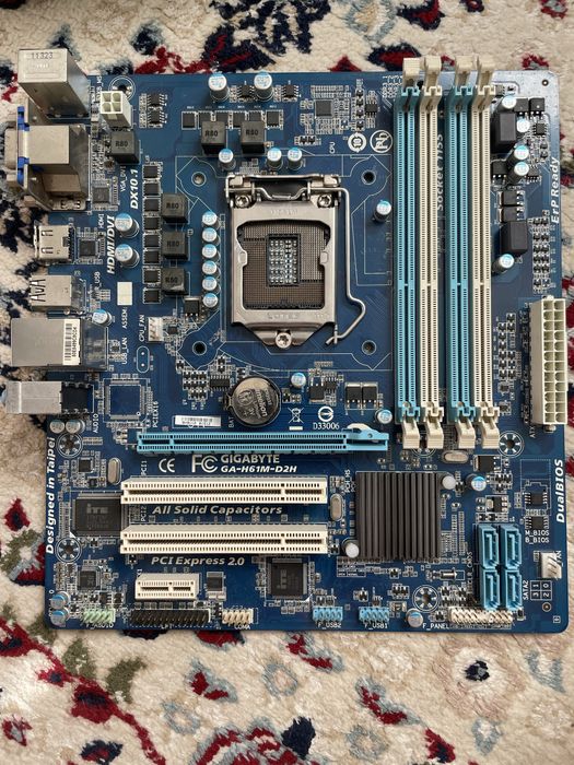 продам материнскую плату