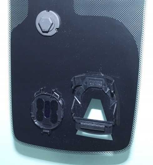 Предно стъкло JEEP GRAND CHEROKEE WK 2 2011-16г Камера+Сензор