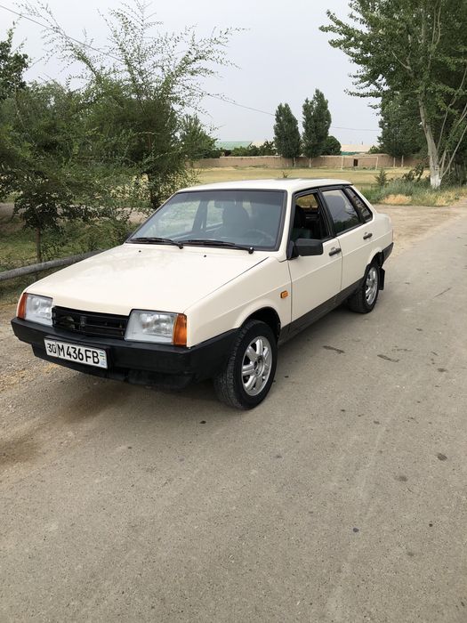 Lada samara 21099
