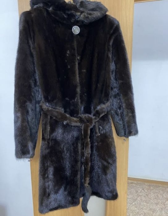 Продам норковую шубу
