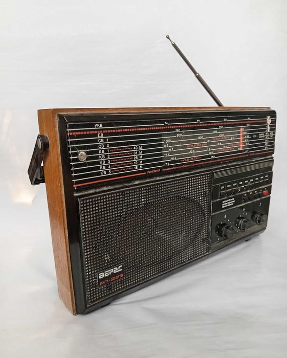 Радиоприёмник "Верас РП-225"