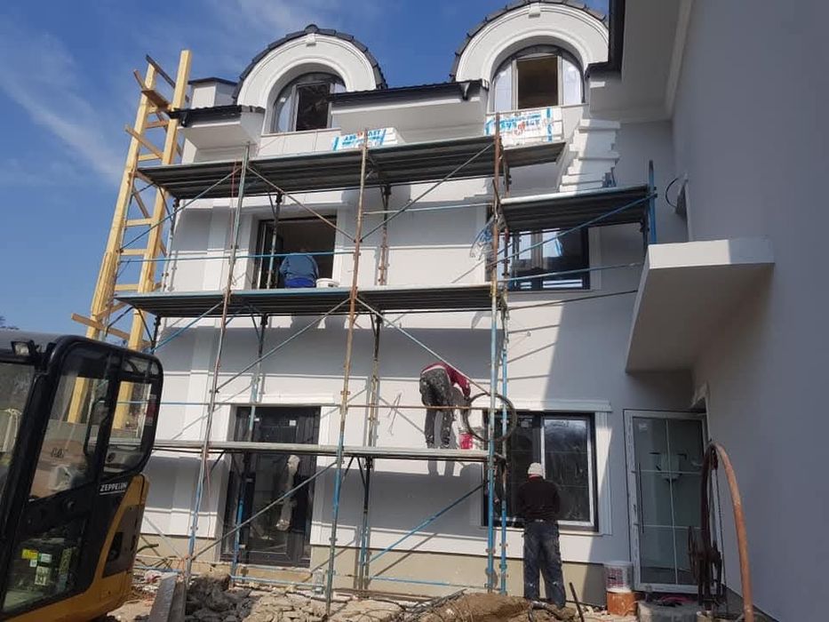 Construcții- finisări interioare si exterioare