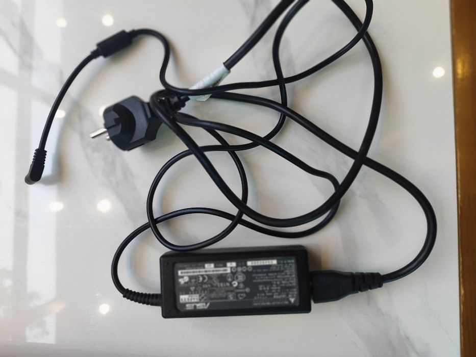 Продам ноутбук Core i 7 8550U