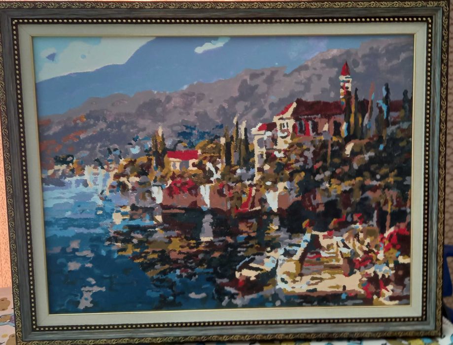 Продам картины на холсте