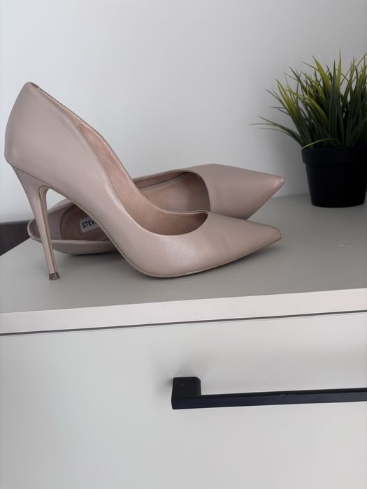 Обувки токчета Steve Madden 40 нюд