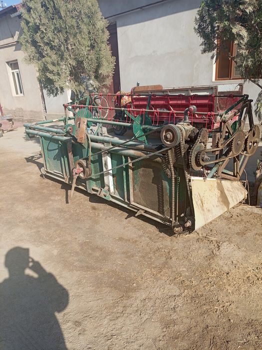 Tractor VA zatki sotiladi