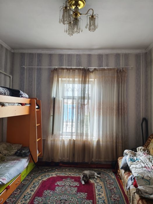 Үй сатылады 8 соттық