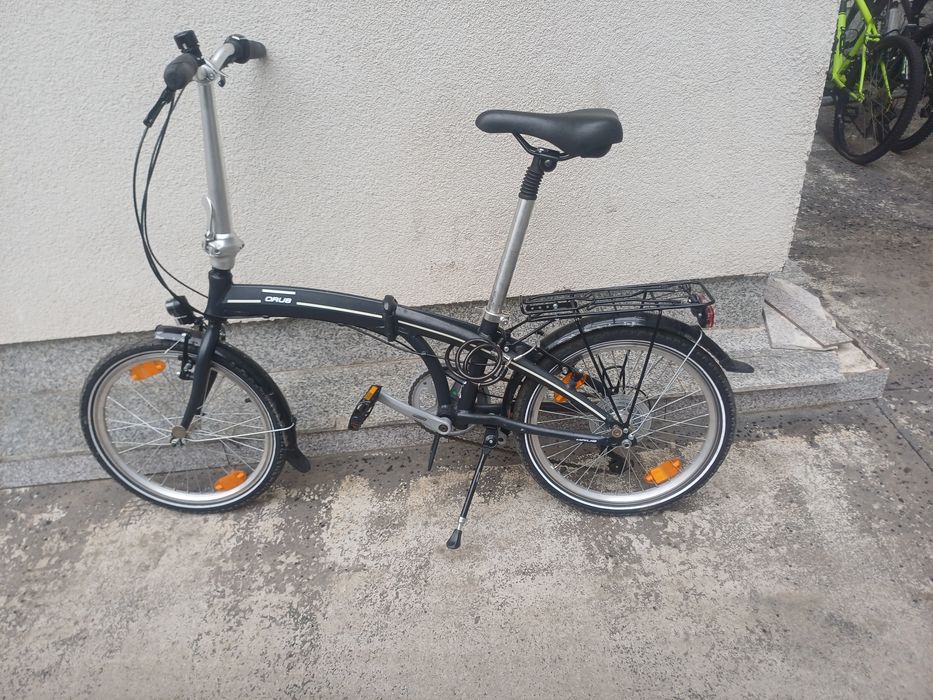 Vând bicicleta pliabila