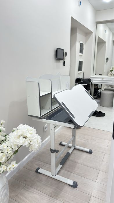 Растущая детская парта-трансформер со стулом