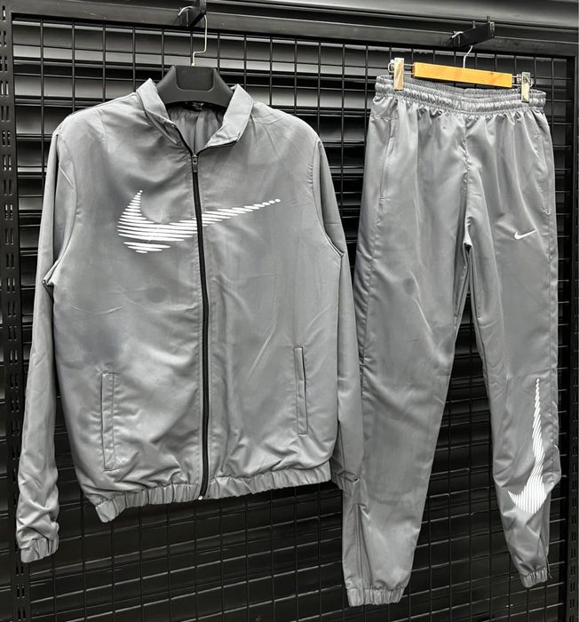 Мъжки екипи Nike