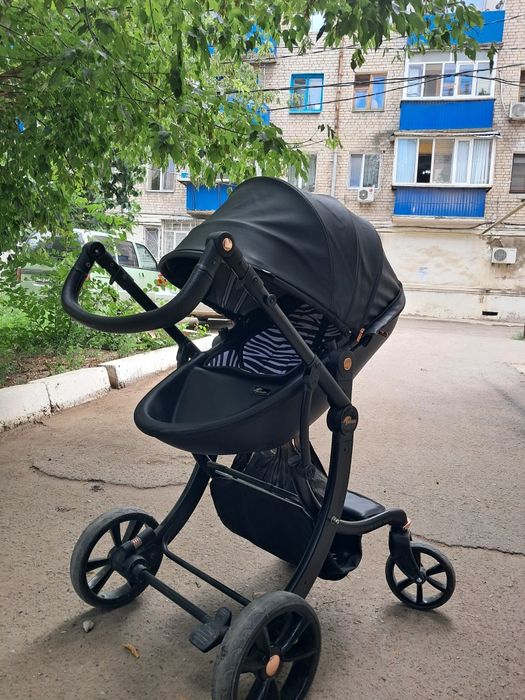 Продам оснащеную коляску