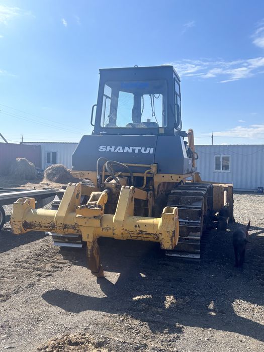 Бульдрзер Шантуй сд16. 2010г.в