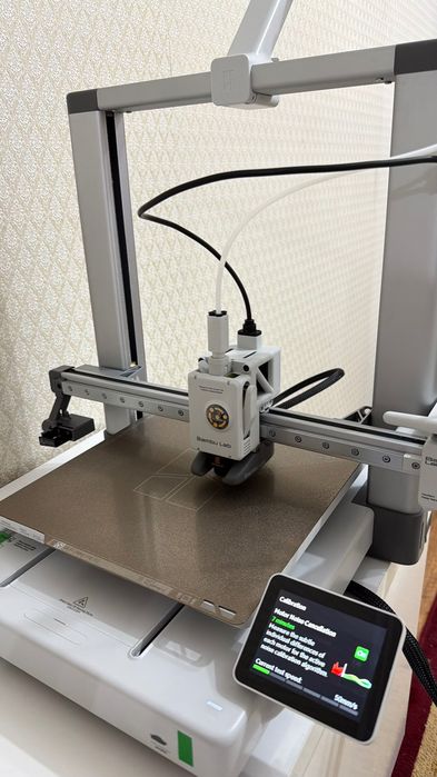 Bambu Lab A1 3D принтер