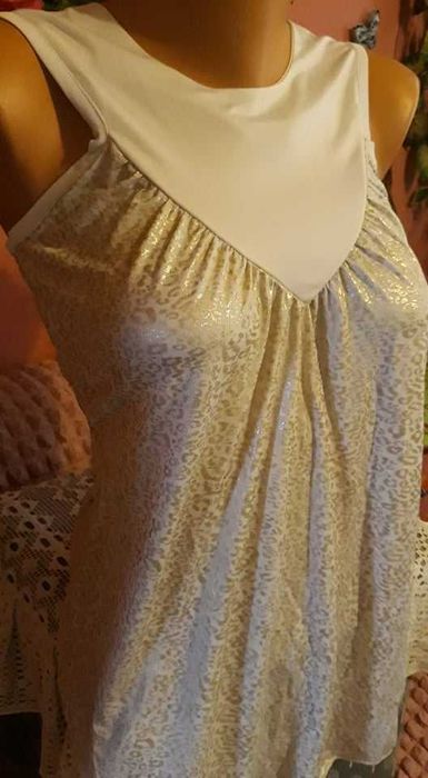 Лот в златисто- Портмоне/Victorias Secret/Диадема/Рокля