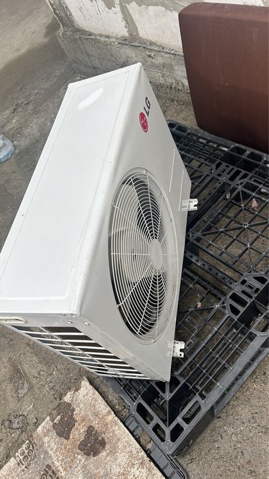 Кондиционер б/у LG