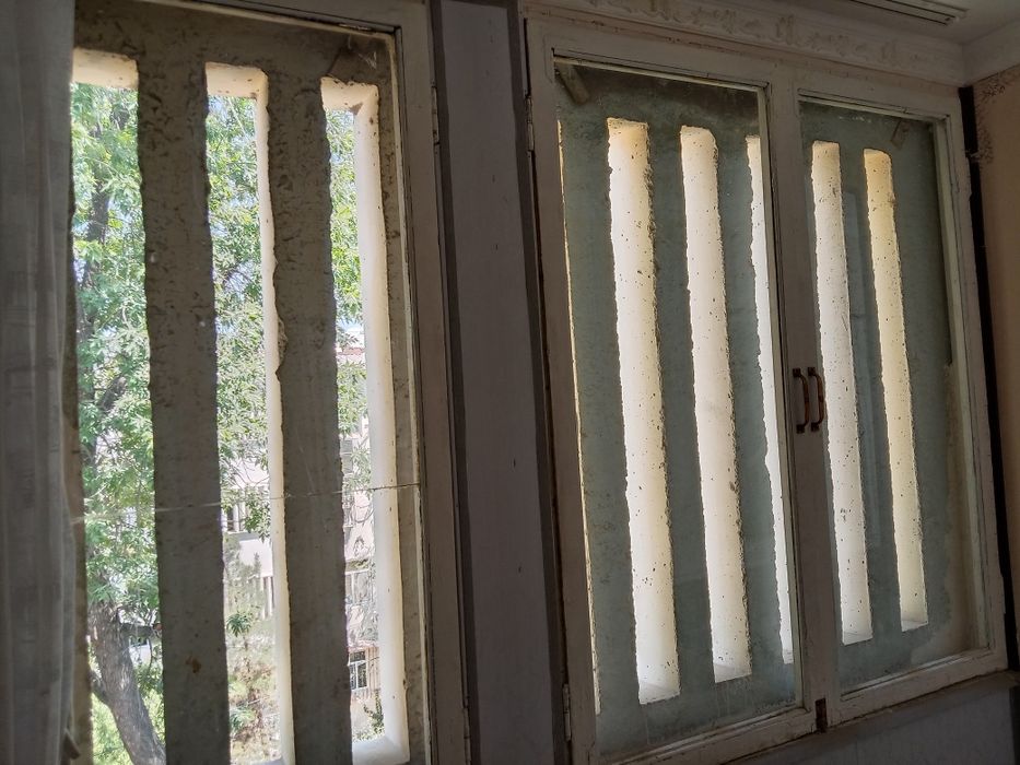 Деревянные окна отдам даром