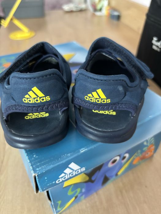 Сандали adidas , Кеды для мальчика