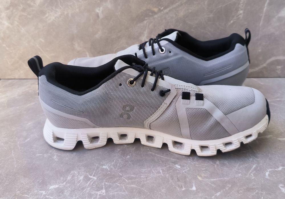 On Running Cloud 5 Waterproof 41 номер