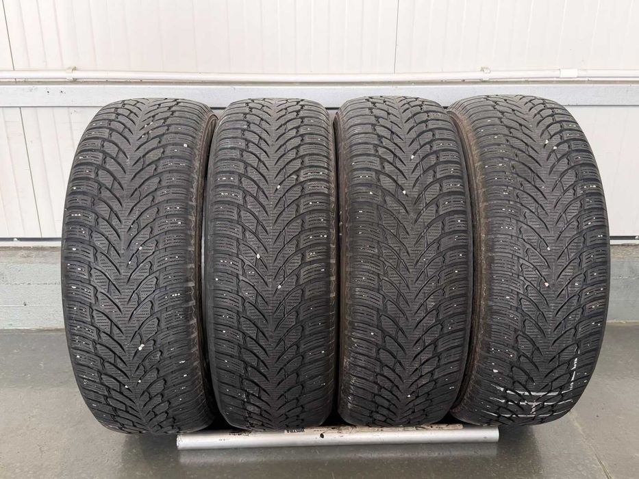 Anvelope Iarna  Nokian 235 60 18