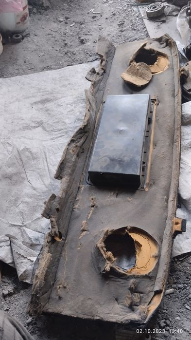 Полка мерс 190 продам