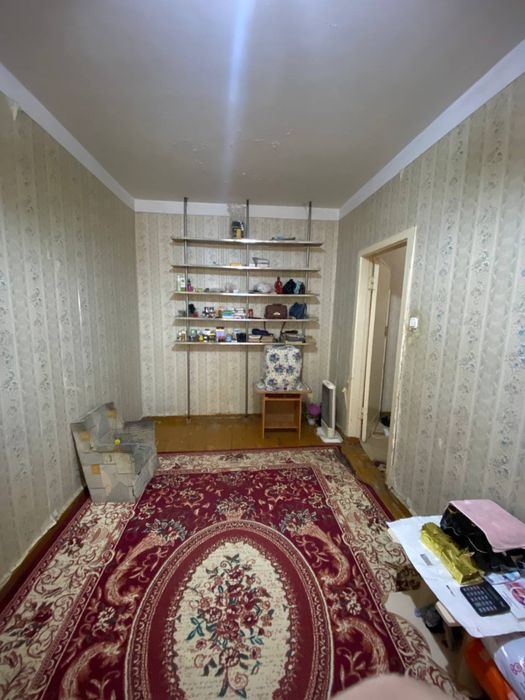 3 xonalik Uy sotiladi 1-etaj