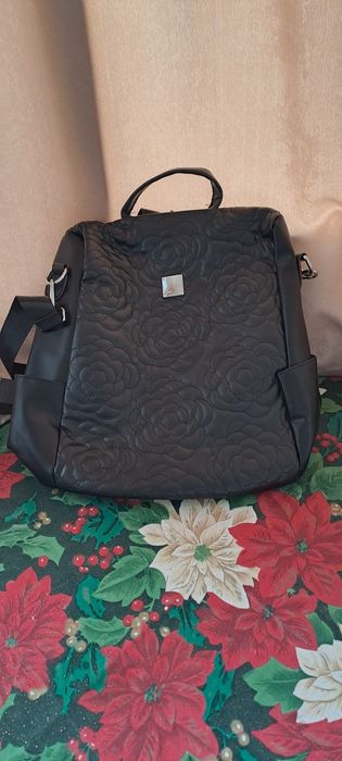 Нова дамска раница.