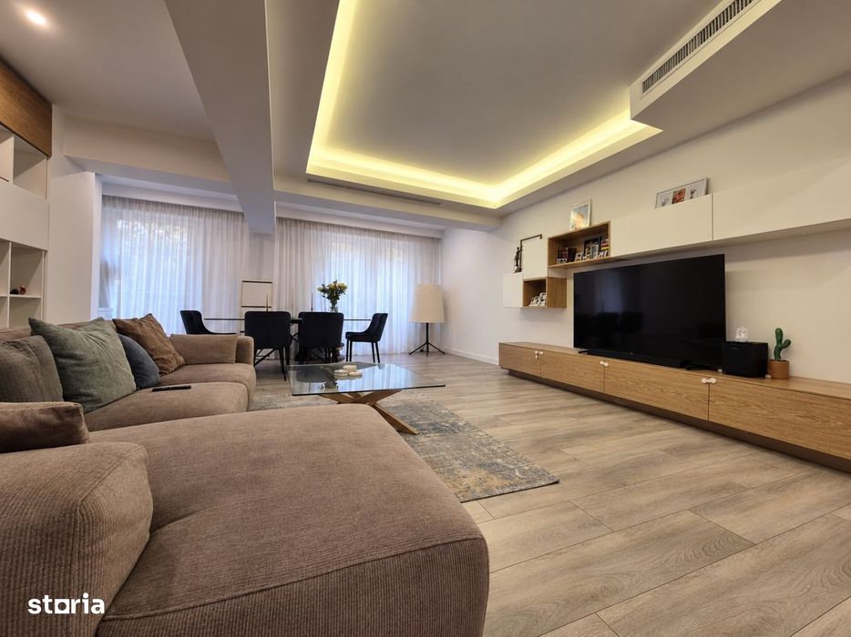 Apartament 3 Camere// Parcare