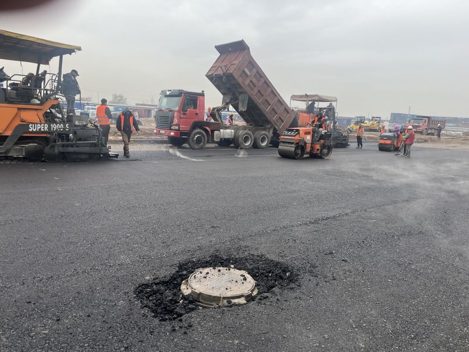 Укладка асфальта.дорожные работы