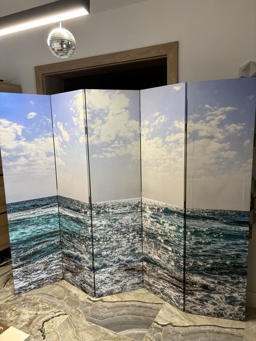 Paravan suprafata marii