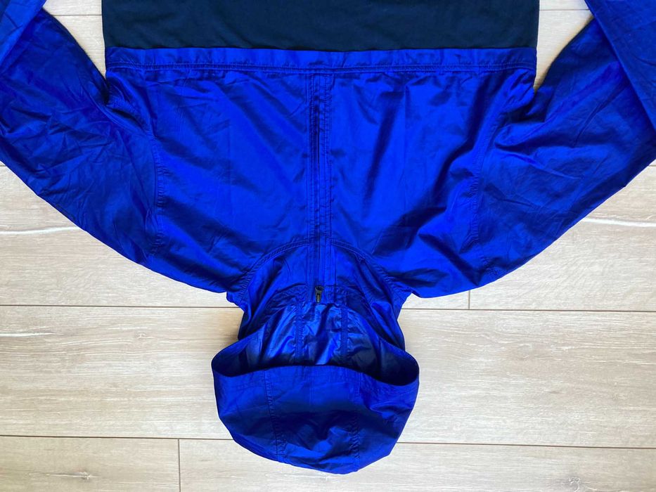 Under Armour Wind Fitted мъжко горнище горница с качулка размер L