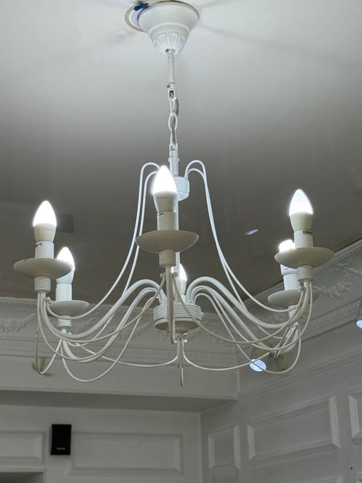 Продаем люстры 2 шт