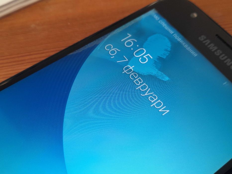 Samsung Galaxy J3 GB 16 GSM Смартфон Самсунг мобилен телефон черен