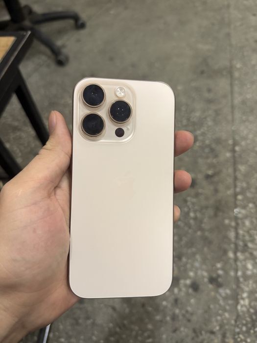 16 pro 128gb 93% batareka