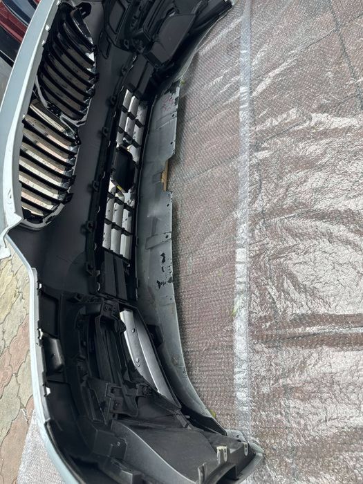 Bara fata completa Bmw seria 1 F40 F41 2019/2020/2021/2022/2023