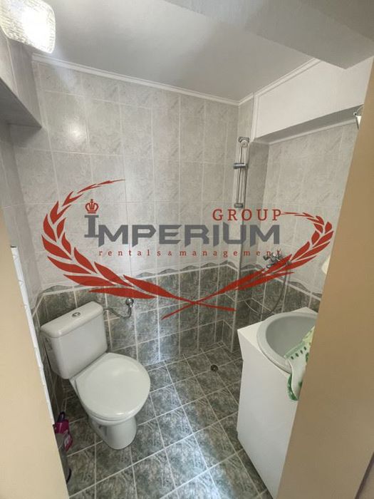 Двустаен апартамент с ПАРКОМЯСТО под наем - кв. Бриз, гр. Варна